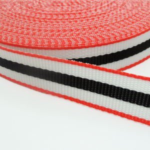 Стропа трехцветная, шир.30мм, цв. красный/белый/черный, уп.25м, пл. 17 гр/м